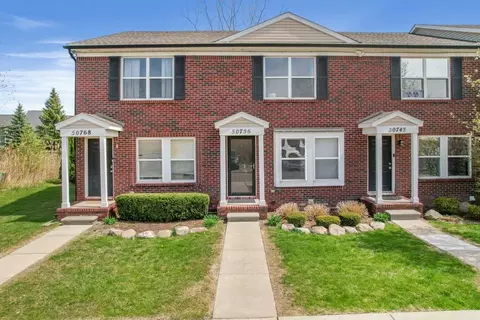 50756 Woodbury Dr, New Baltimore, MI 48047