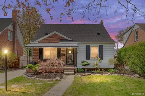 2915 N Blair Ave, Royal Oak, MI 48073