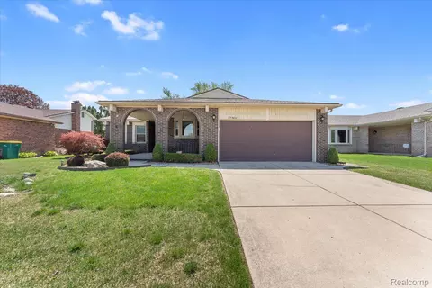 17501 Cascade, Brownstown, MI 48193