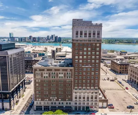 525 W Lafayette Blvd #14A, Detroit, MI 48226