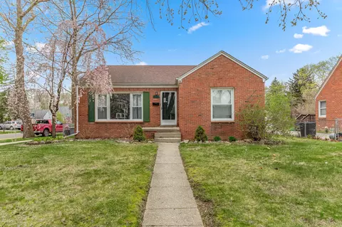 11305 Arcola St, Livonia, MI 48150