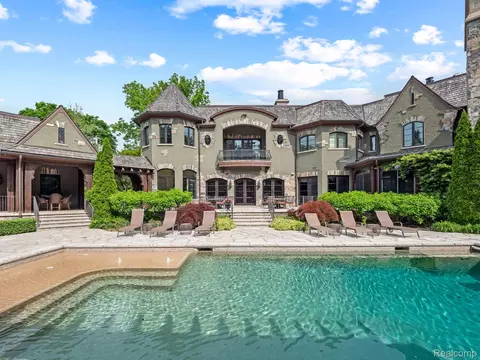 26565 Scenic, Franklin, MI 48025