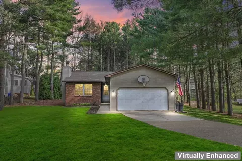 152 Saratoga Trl, Mayfield, MI 48446