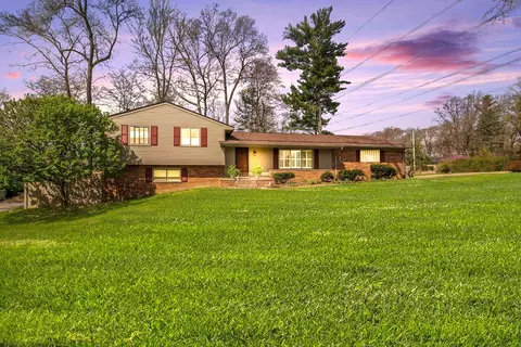 5775 Kingfisher Ln, Independence, MI 48346