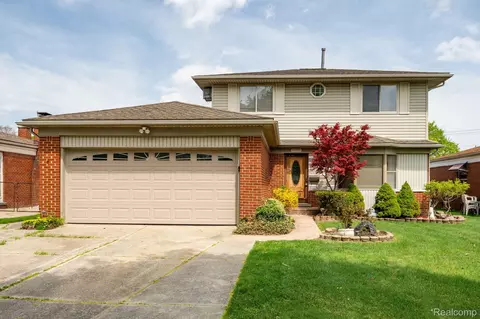 14717 Colpaert Dr, Warren, MI 48088