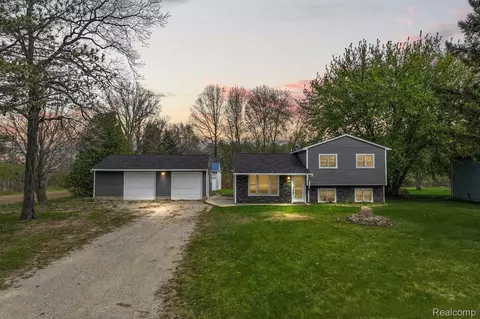 14542 N Mckinley Rd, Montrose, MI 48457