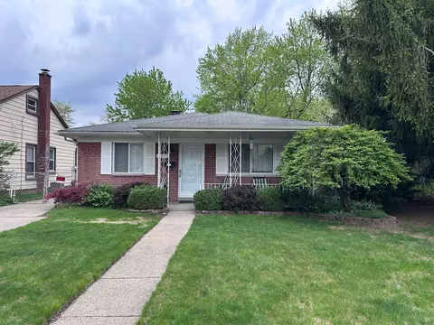 6311 Whitefield St, Dearborn Heights, MI 48127