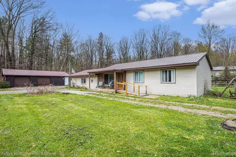 5343 Clear Lake Rd, North Branch, MI 48461