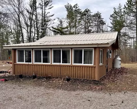 10936 Old State Rd, Charlton, MI 49751