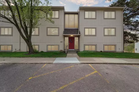 1677 Riverside Dr 15 3 Dr #15, Rochester Hills, MI 48309