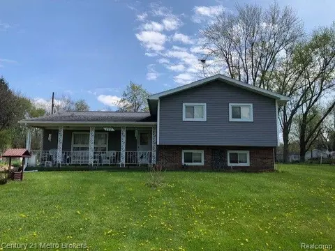 177 S Elba Rd, Elba, MI 48446