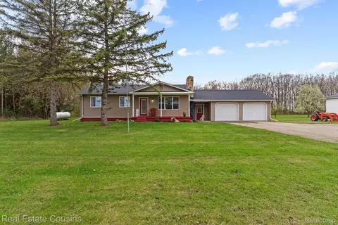 1630 S Byron Rd, Venice, MI 48449