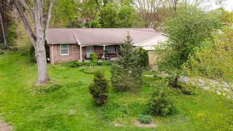 41749 Hillview Dr, Sterling Heights, MI 48314