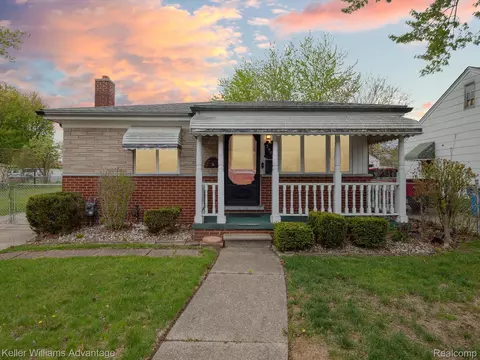 3994 Campbell St, Dearborn Heights, MI 48125