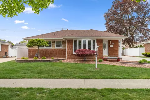 9280 Reeck Rd, Allen Park, MI 48101