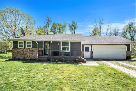 3687 Steinacker Rd, Howell, MI 48855