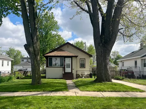 355 W Woodruff Ave, Hazel Park, MI 48030