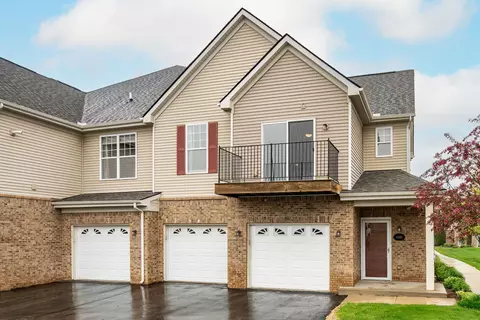 10086 Ridge Run St #36, Howell, MI 48843