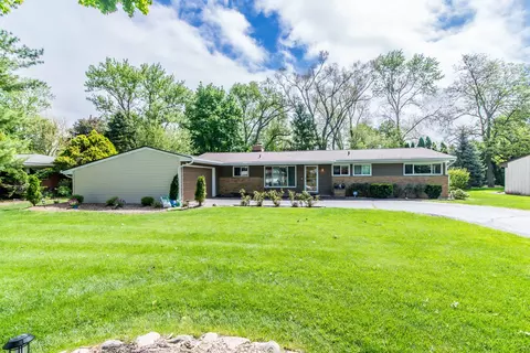 32396 Tareyton St, Farmington Hills, MI 48334
