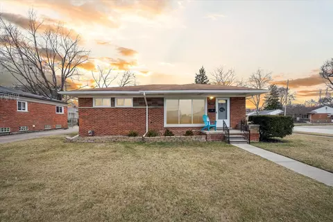 1308 Broadacre Ave, Clawson, MI 48017