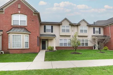 47951 Cardiff Ave #118, Canton, MI 48188