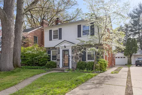 645 Elmwood St, Dearborn, MI 48124