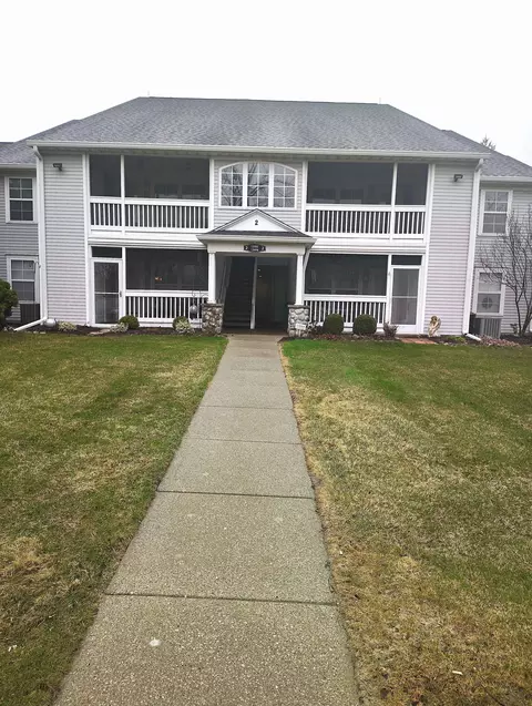 12486 Saint Andrews Way, Fenton, MI 48430
