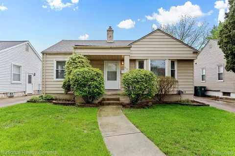 621 S Dorchester Ave, Royal Oak, MI 48067