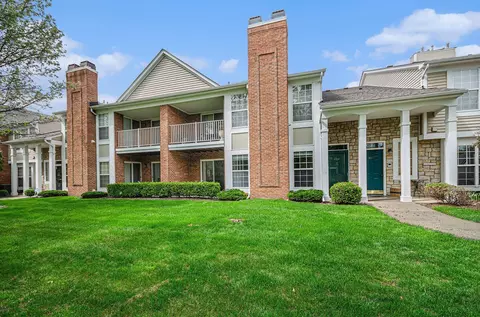 4184 Berkshire Dr, Sterling Heights, MI 48314