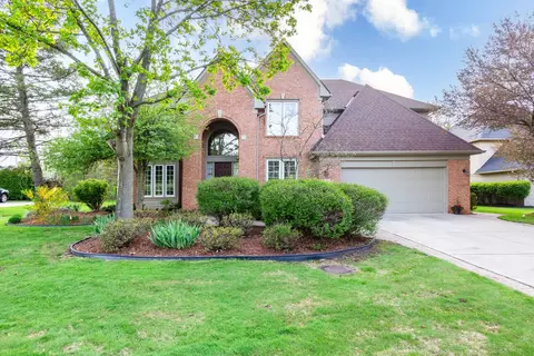 38175 Lantern Hill Crt Ct, Farmington Hills, MI 48331