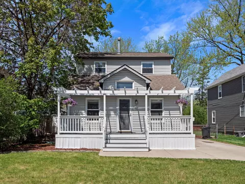 3178 Parker Dr, Royal Oak, MI 48073