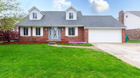 25830 Wolverine St, Brownstown, MI 48134