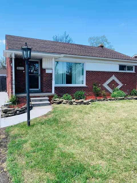 18722 Koester St, Riverview, MI 48193