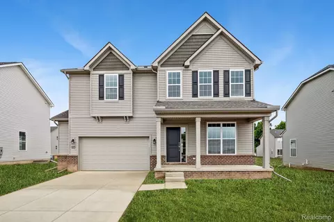 27143 Silo Dr, Saline, MI 48176