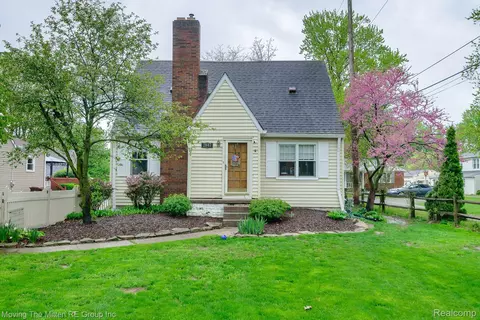 2847 N Custer Rd, Monroe, MI 48162 photo 1
