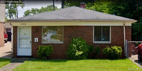 5700 Highview St, Dearborn Heights, MI 48127