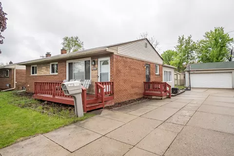 120 Darwin St, Westland, MI 48186