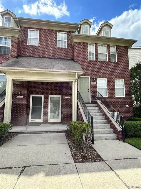 23315 Grayson Dr, Southfield, MI 48075