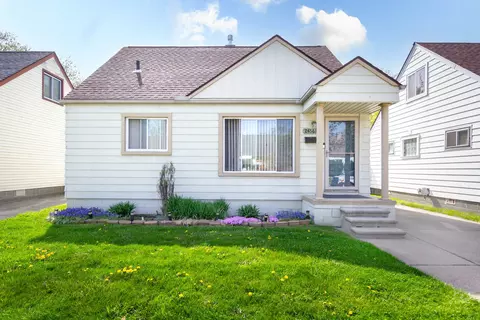 24561 Bolam Ave, Warren, MI 48089