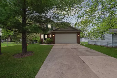 21684 Rockwell St, Farmington Hills, MI 48336