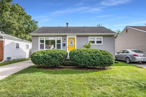 856 E Barrett Ave, Madison Heights, MI 48071
