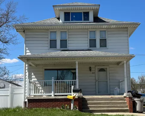 619 Bentley Dr, Monroe, MI 48162