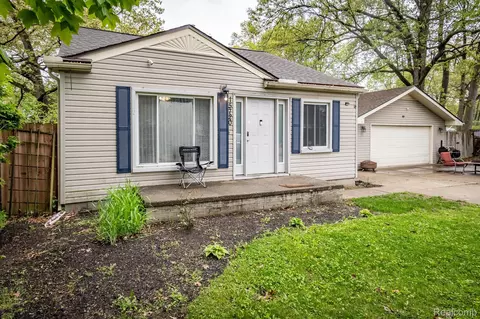 15720 Beech Daly Rd, Taylor, MI 48180