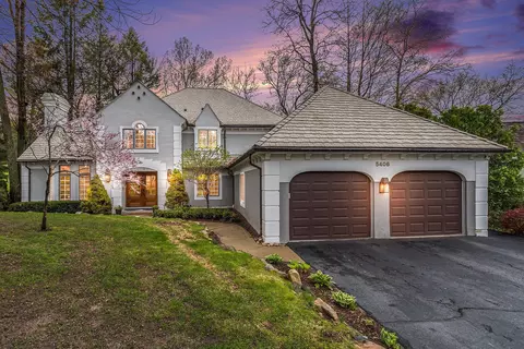 5406 Bristol Parke Dr, Independence, MI 48348