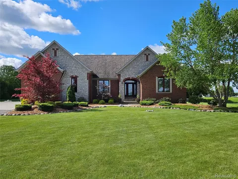 6100 30 Mile Rd, Washington, MI 48095