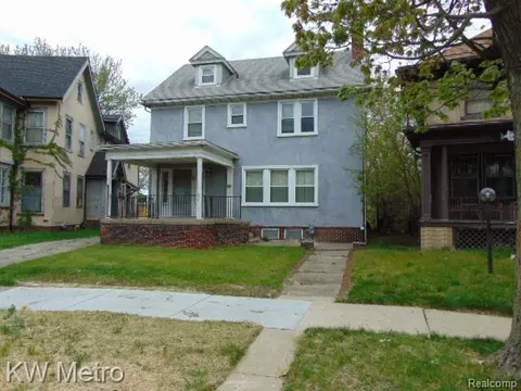 50 Glendale St, Highland Park, MI 48203