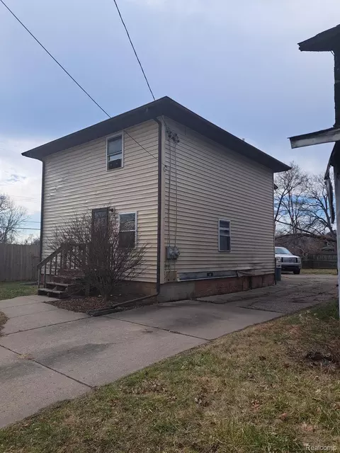 1509 Arlington Ave, Flint, MI 48506