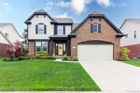 15941 Cherry Dr, Clinton Township, MI 48038