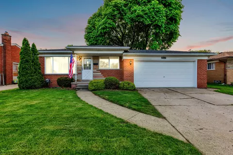 24719 Audrey Ave, Warren, MI 48091