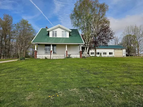 2445 S Van Dyke Rd, Marlette, MI 48453